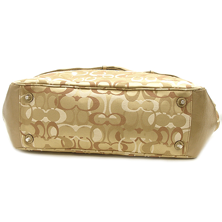 Coach(��ġ) �ñ׳��� �ΰ� �� ��Ʈ�� + ��� ��Ʈ�� �̹���4 - ���̺��� �߰���ǰ