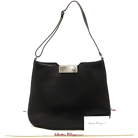 Ferragamo(��󰡸�) 21 0714 ���� ��ġ�� ��� �簢 ����� �̹���2 - ���̺��� �߰���ǰ