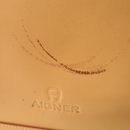 Aigner(���̱׳�)  �ε� ��Ʈ�� �̹���4 - ���̺��� �߰���ǰ