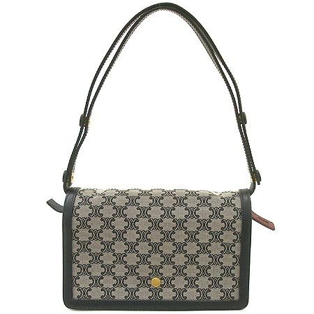 ������  �����