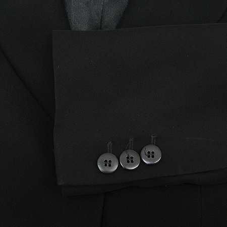 Armani COLLEZIONI(�Ƹ����� �÷�������) ���� (��ũȥ��) �̹���3 - ���̺��� �߰���ǰ