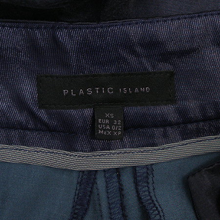 PLASTIC ISLAND(�ö�ƽ ���Ϸ���) ���� �̹���3 - ���̺��� �߰���ǰ