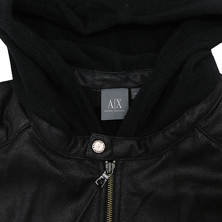Armani Exchange(�Ƹ����� �ͽ�ü����)  �ĵ����� ���� �̹���3 - ���̺��� �߰���ǰ