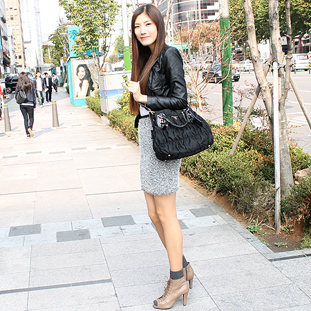 Prada(�����) BN1792 ������ �к긯 ��Ʈ�� + ũ�ν� ��Ʈ�� �̹���6 - ���̺��� �߰���ǰ
