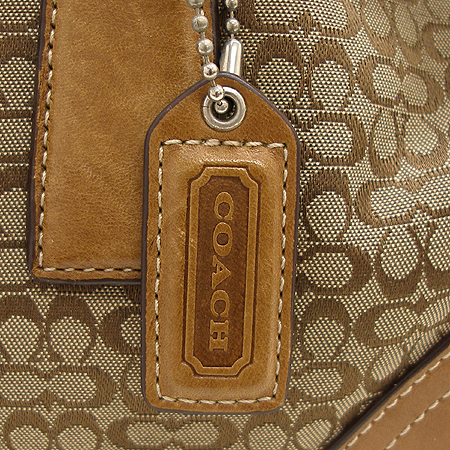 Coach(��ġ) 6388 �ñ׳��� �𰡵� ���� ���� ��Ʈ ��Ŭ ��� ����� �̹���4 - ���̺��� �߰���ǰ