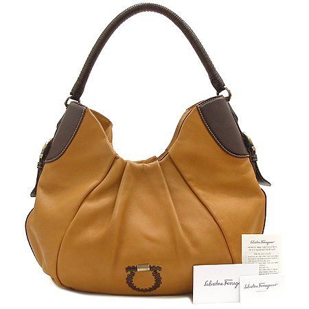 Ferragamo(��󰡸�) 21 C228 ��ġ�� �ΰ� ���� ȣ�� ����� �̹���2 - ���̺��� �߰���ǰ