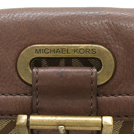 MICHAELKORS �ΰ� �𰡵� ��Ʈ ��� ũ�ν� �� �̹���3 - ���̺��� �߰���ǰ