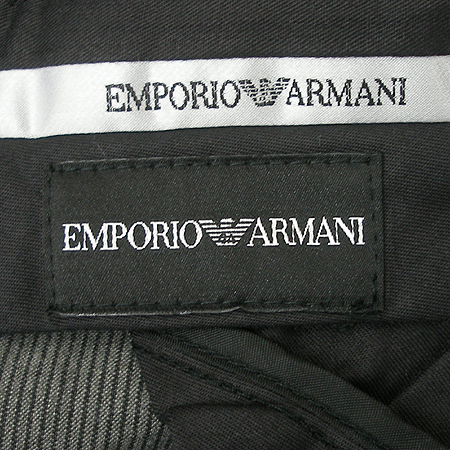 Emporio Armani(�������� �Ƹ�����) ���� �̹���4 - ���̺��� �߰���ǰ