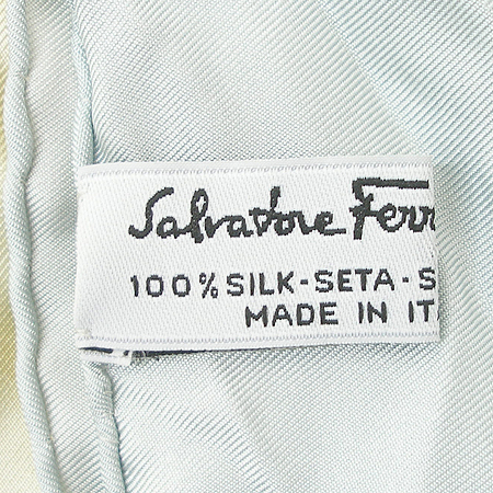 Ferragamo(��󰡸�) 100% ��ũ ��ī�� [�λ꼾�Һ���] �̹���3 - ���̺��� �߰���ǰ