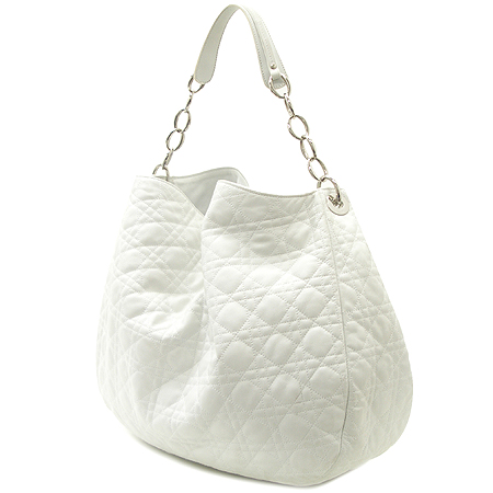 Dior(ũ����î���) ��� ���� ����Ų ü�� �� ȣ�� ����� �̹���3 - ���̺��� �߰���ǰ