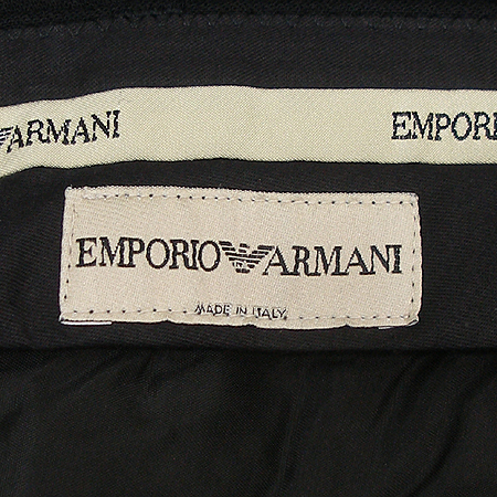 Emporio Armani(�������� �Ƹ�����) ���� �̹���4 - ���̺��� �߰���ǰ