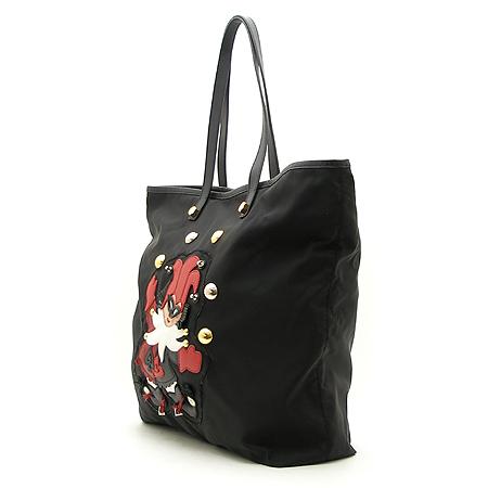Prada(�����) �߿��� �ڰ��� ����� �̹���3 - ���̺��� �߰���ǰ