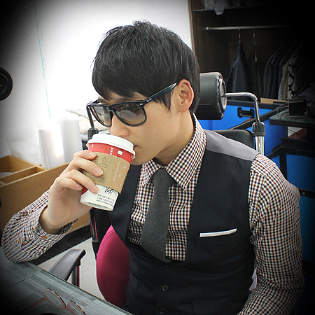 RAY-BAN(���̺�) RB4147 ���� ���� ���۶� �̹���6 - ���̺��� �߰���ǰ