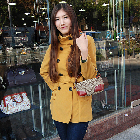 Coach(��ġ) �ñ׳�ó �ڰ��� ����� �̹���6 - ���̺��� �߰���ǰ