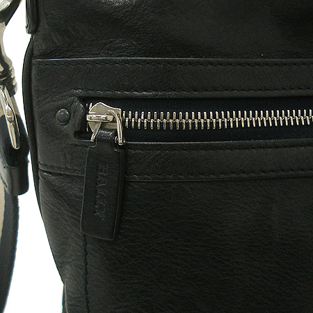Bally(�߸�) TAICHINO ���� �� ���� ��ũ���̺� ���� ũ�ν��� �̹���3 - ���̺��� �߰���ǰ