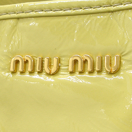 MiuMiu(�̿�̿�) ����ΰ� ���̴�Ʈ �� ������ ��Ʈ�� �̹���4 - ���̺��� �߰���ǰ