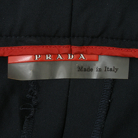 Prada(�����) ���� �̹���3 - ���̺��� �߰���ǰ