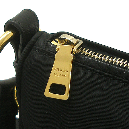 Prada(�����) ���� �ﰢ �ΰ� ��� �к긯 ����� [�б�����������2ȣ��] �̹���4 - ���̺��� �߰���ǰ