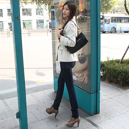 Prada(�����) ���� �ﰢ �ΰ� ��� �к긯 ����� [�б�����������2ȣ��] �̹���5 - ���̺��� �߰���ǰ