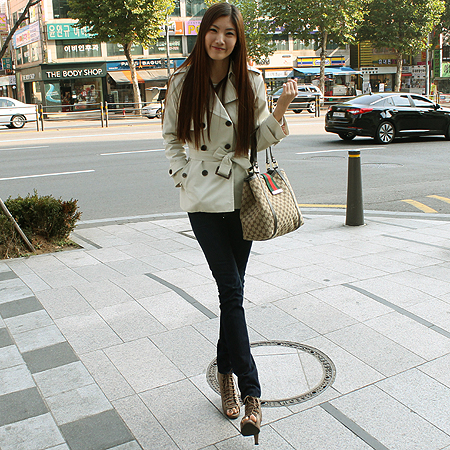 Gucci(����) 233607 GG�ΰ� ��� ��Ƽġ �к긯 ��Ʈ�� [�б�������] �̹���5 - ���̺��� �߰���ǰ