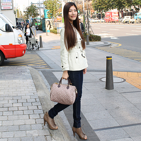 Louis Vuitton(���̺���) M56704 ���׷� �̵� ĵ���� ���ǵ� ���Ǿ� 30 ��Ʈ�� + �����Ʈ�� [�б�������] �̹���5 - ���̺��� �߰���ǰ