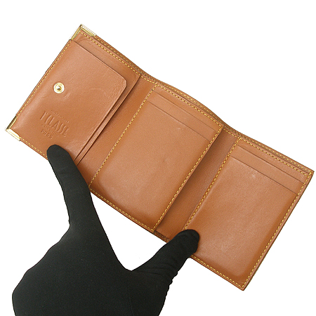 ALVIERO MARTINI (�˺񿡷� ����Ƽ��) P065 9000 3�� ������ �̹���3 - ���̺��� �߰���ǰ