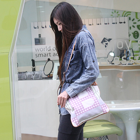 Bally(�߸�) BOTTINE(��ƾ) �к긯 ũ�ν��� �̹���6 - ���̺��� �߰���ǰ