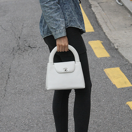 Chanel()  COCO ΰ ȭƮ ĳ Ų Ʈ ̹6 - ̺ ߰ǰ