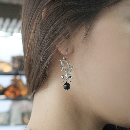 Dior(ũ����î���) ���� ��� �Ͱ��� �̹���4 - ���̺��� �߰���ǰ