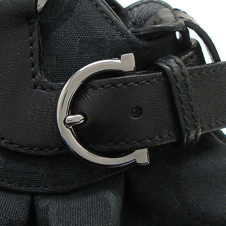 Ferragamo(��󰡸�) 21 6326 ���� ��ġ�� �ΰ� ��� �к긯 ����� [�б�����������2ȣ��] �̹���4 - ���̺��� �߰���ǰ