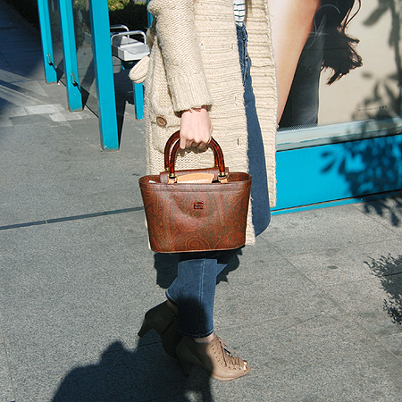 Etro(��Ʈ��) ������ ��Ʈ�� �̹���6 - ���̺��� �߰���ǰ