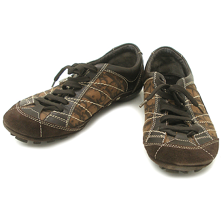 ���  ����Ŀ��