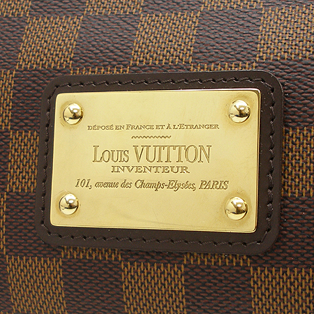 Louis Vuitton(���̺���) N55213 �ٹ̿� ���� ĵ���� ���� Ŭ��ġ 2WAY [��������] �̹���4 - ���̺��� �߰���ǰ