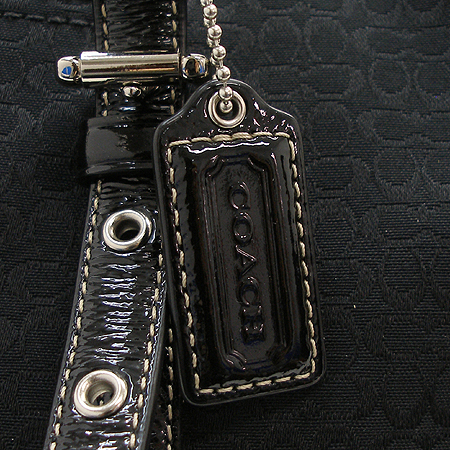 Coach(��ġ) �ñ׳�ó �ڰ��� ���̴�Ʈ ��Ƽġ ��Ʈ�� �̹���4 - ���̺��� �߰���ǰ