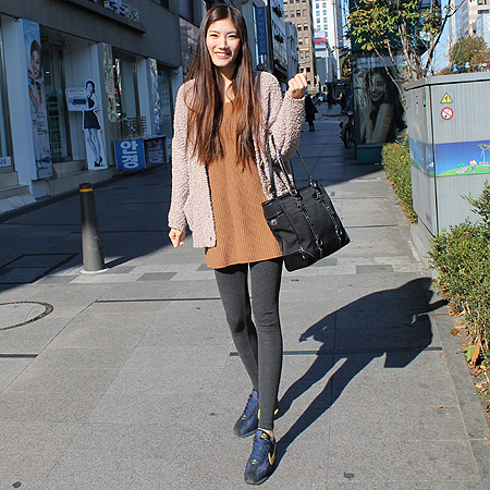 Coach(��ġ) �ñ׳�ó �ڰ��� ���̴�Ʈ ��Ƽġ ��Ʈ�� �̹���5 - ���̺��� �߰���ǰ