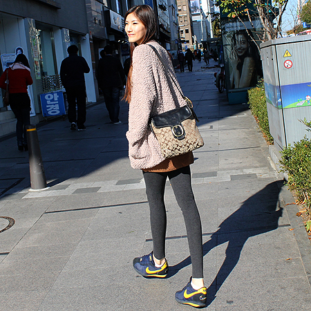 Coach(��ġ) �ñ׳�ó �ڰ��� ũ�ν��� �̹���6 - ���̺��� �߰���ǰ