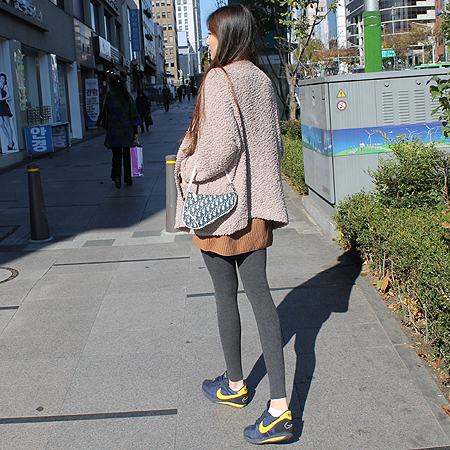 Dior(ũ����î���) �ΰ� PVC���� �Ŀ�ġ ����� [�뱸�ݿ��纻��] �̹���5 - ���̺��� �߰���ǰ