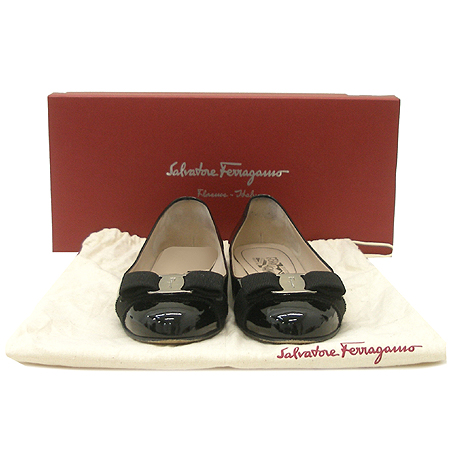 Ferragamo(��󰡸�) VARINA ���� ���̴�Ʈ �ٶ���� ������ �÷� ���� [��������] �̹���2 - ���̺��� �߰���ǰ