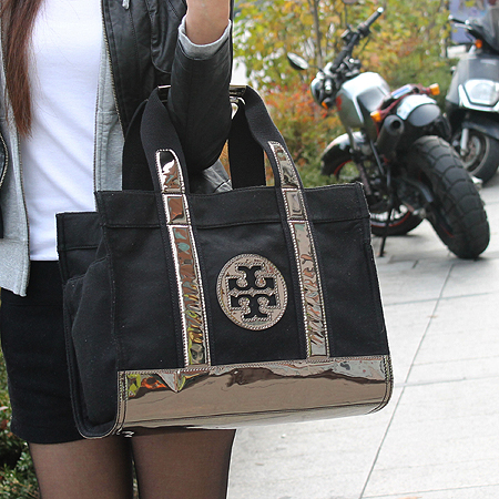 TORY BURCH(�丮��ġ) ������ ��Ƽġ �к긯 ��Ʈ�� [�б�������] �̹���6 - ���̺��� �߰���ǰ