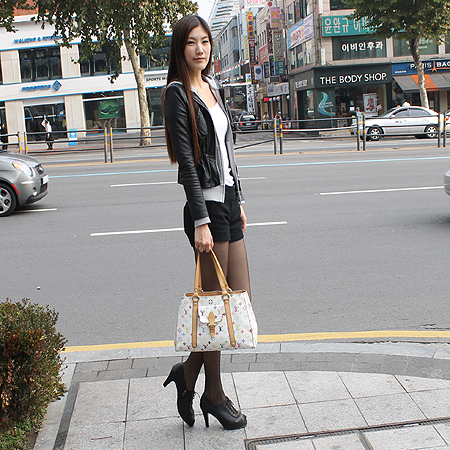 Louis Vuitton(���̺���) M40094 ���׷� ��Ƽ�÷� ȭ��Ʈ �������� MM ����� �̹���5 - ���̺��� �߰���ǰ