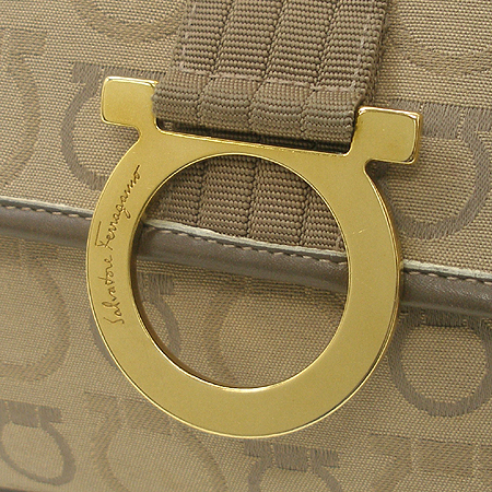 Ferragamo(��󰡸�) 21 5380 ���� ��ġ�� ��� �ڰ��� ����� �̹���3 - ���̺��� �߰���ǰ