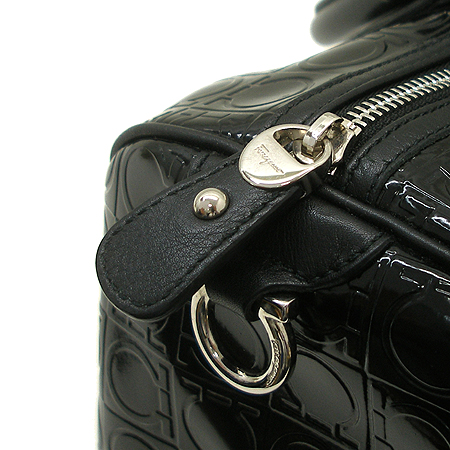 Ferragamo(��󰡸�) 21 B435 ���� ���̴�Ʈ ��ġ�Ϸΰ� ������ ��Ʈ�� [��������] �̹���4 - ���̺��� �߰���ǰ