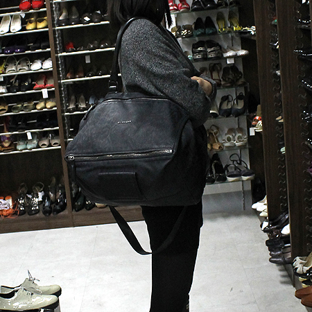GIVENCHY(�����) 11E5262108 2011S/S ������ ���� ����Ų �ǵ��� L ������ 2way [�б�������] �̹���6 - ���̺��� �߰���ǰ