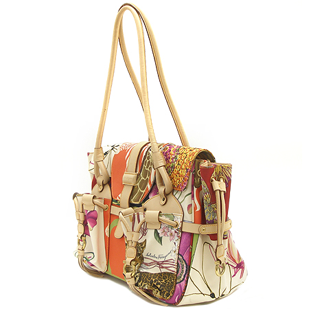 Ferragamo(��󰡸�) 21 6456 ������ ����� �̹���2 - ���̺��� �߰���ǰ