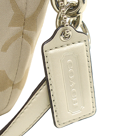 Coach(��ġ) 14902 ũ����ƾ �ñ׳��� ��ƾ ũ�ν��� �̹���4 - ���̺��� �߰���ǰ