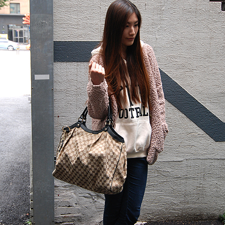 Gucci(����) 211943 GG�ΰ� �ڰ��� ��Ű L������ ����� [�б�������] �̹���6 - ���̺��� �߰���ǰ
