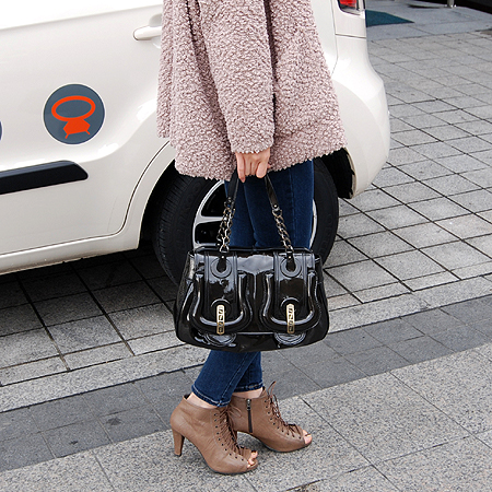 Fendi(���) 8BN165 ���� ���̴�Ʈ B�� ����� [�̾�������] �̹���5 - ���̺��� �߰���ǰ