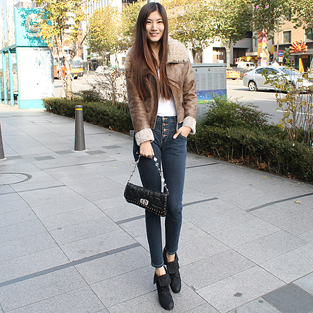 MiuMiu(�̿�̿�) ���� ���� ���� ũ����Ż ü�� ����� �� Ŭ��ġ �̹���5 - ���̺��� �߰���ǰ