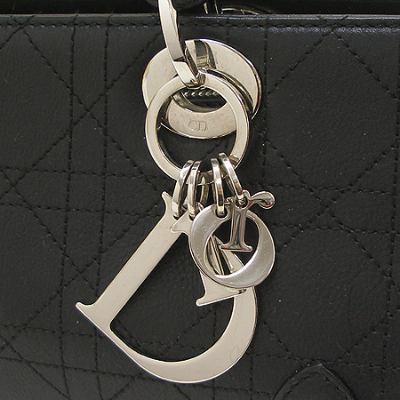 Dior(ũ����î���) ���� ����Ų ��� ��Ʈ�� �̹���4 - ���̺��� �߰���ǰ