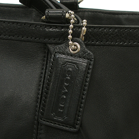 Coach(��ġ) �ΰ� ��� ���� ���� ����� �̹���4 - ���̺��� �߰���ǰ